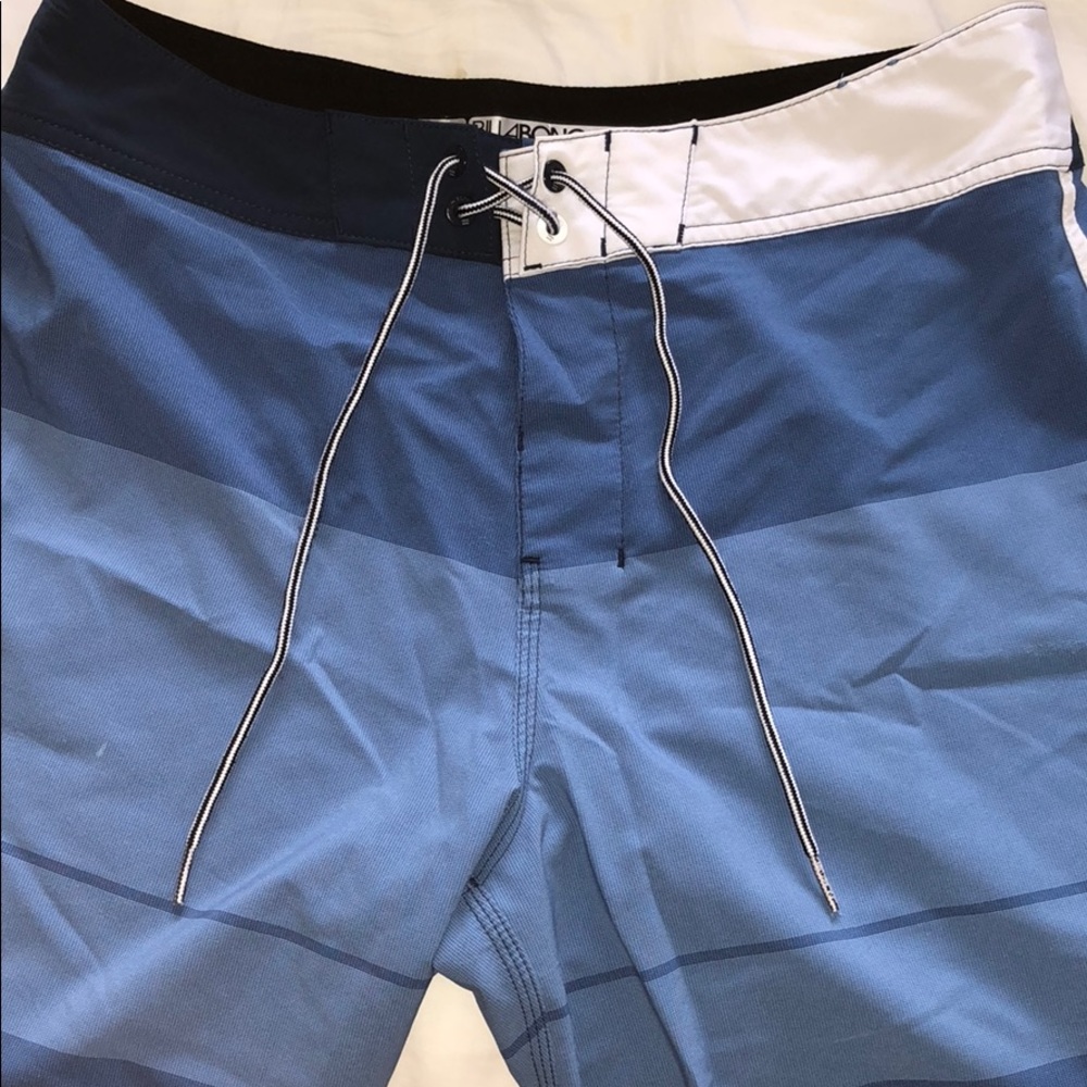 Men’s billabong swimsuit